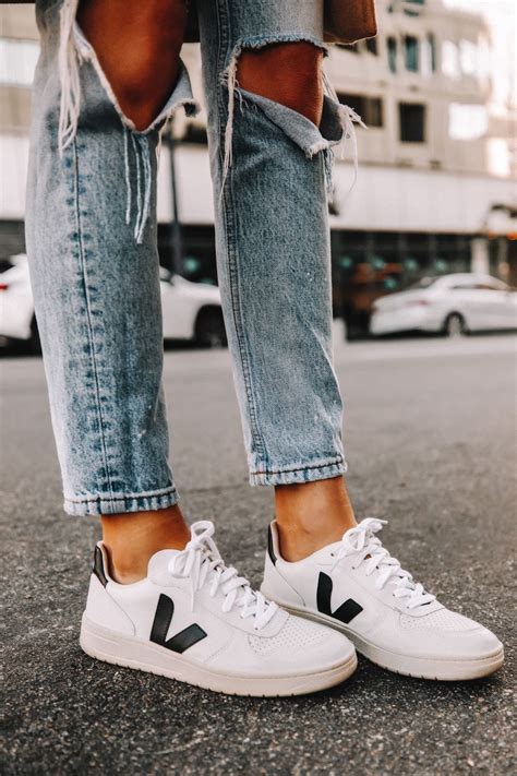 veja sneaker style.